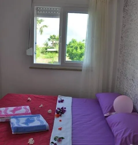 بيت ضيافة Oz Likya 3*